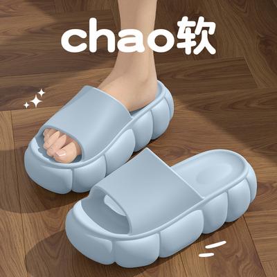 Модная обувь Женская 2025 Тапочки Плоские Пантофли Роскошные Шлепанцы Платформа Новые Летние Массажные Дизайнерские Модные Туфли Женские 2025 Домашние Тапочки