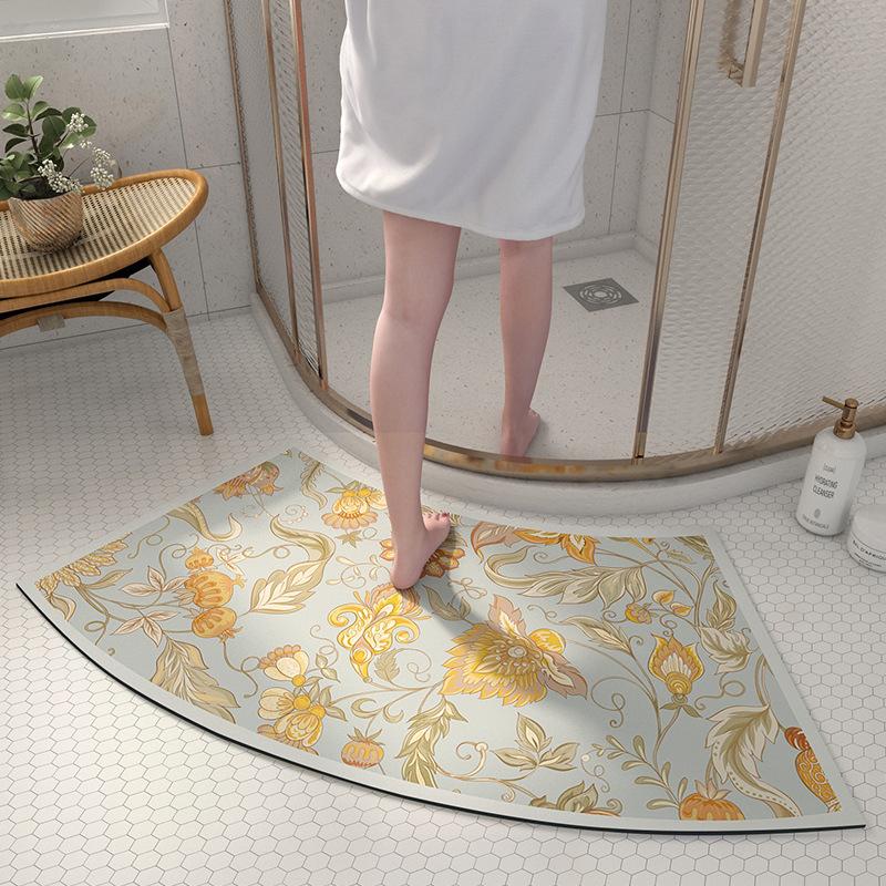 Household Bathroom Mat Diatom Mud Absorbent Soft Mat Bathroom Door Mat Fan-shaped Curved Quick-drying Non-slip Mat
