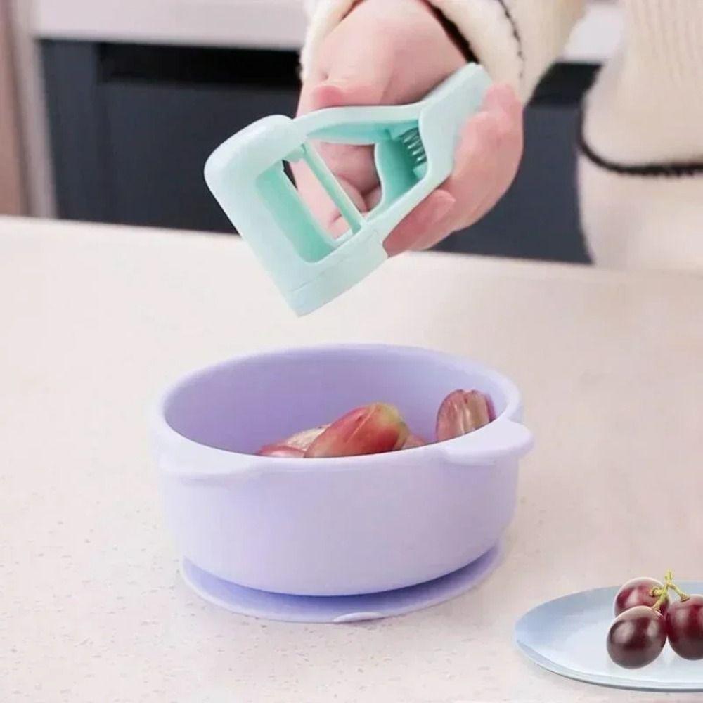 Easy To Cut Strawberry Slicer Safety Grape Cherry Tomato Cutter Vegetable Slicer Fruits