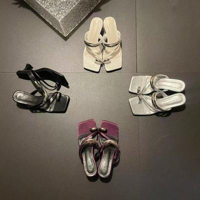 Мода 2025 Новая женская обувь Сланцы с перемычкой между пальцами Женская летняя уличная обувь Босоножки на высоком каблуке Женские сандалии