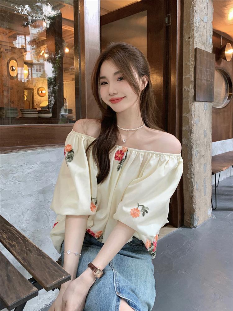 2024 весна и лето, милый новый стиль, красивые универсальные рубашки французского повседневного дизайна для женщин, модные свободные топы с круглым вырезом