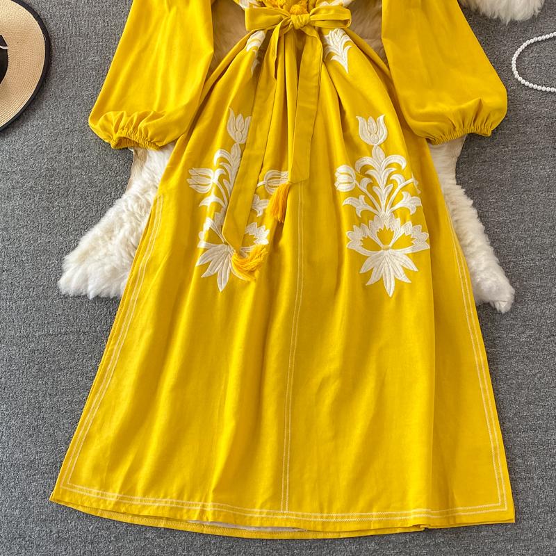 RUGOD Длинное платье в этническом стиле для путешествий и отдыха с вышивкой и круглым вырезом, с рукавами-фонариками, в богемном стиле, в стиле ретро, ​​свободное свободное платье для женщин