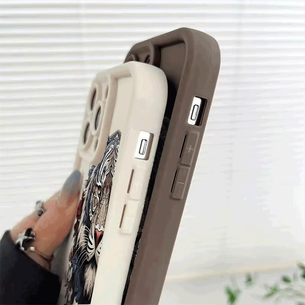 Intricate Tiger Head with Roses Phone Case For iPhone 17 Pro Max 16E 15 Pro 14 13 12 11 Mini AIR XS XR XS 8Plus Flexible Anti Sc