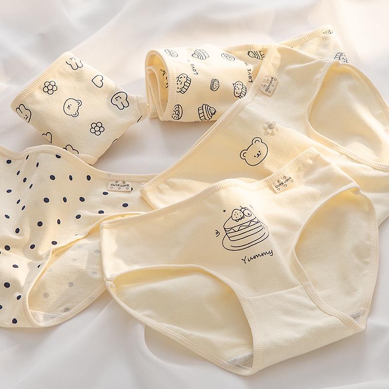 Japanese Women's Mid-Waist Breathable Cotton Hip-Hugging Panties