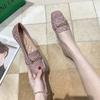 Модные роскошные женские туфли с квадратным носком и плоской подошвой, удобные маленькие кожаные туфли из мягкой кожи с мягкой подошвой, повседневные износостойкие рабочие туфли