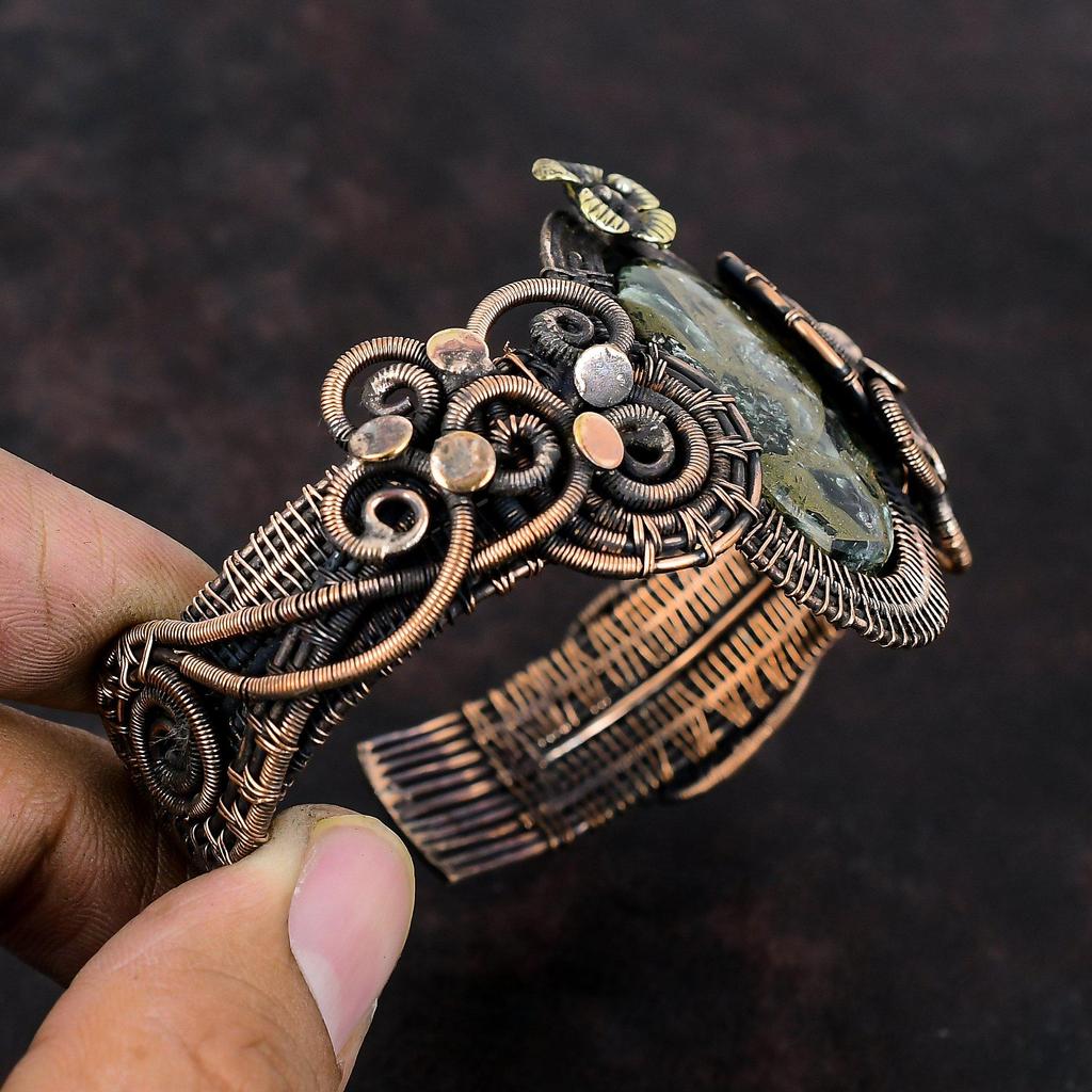Медный браслет-манжета с серафинитом, браслет из медной проволоки, цветочные украшения, регулируемый браслет-манжета, ювелирные изделия ручной работы из драгоценных камней, подарок для женщин
