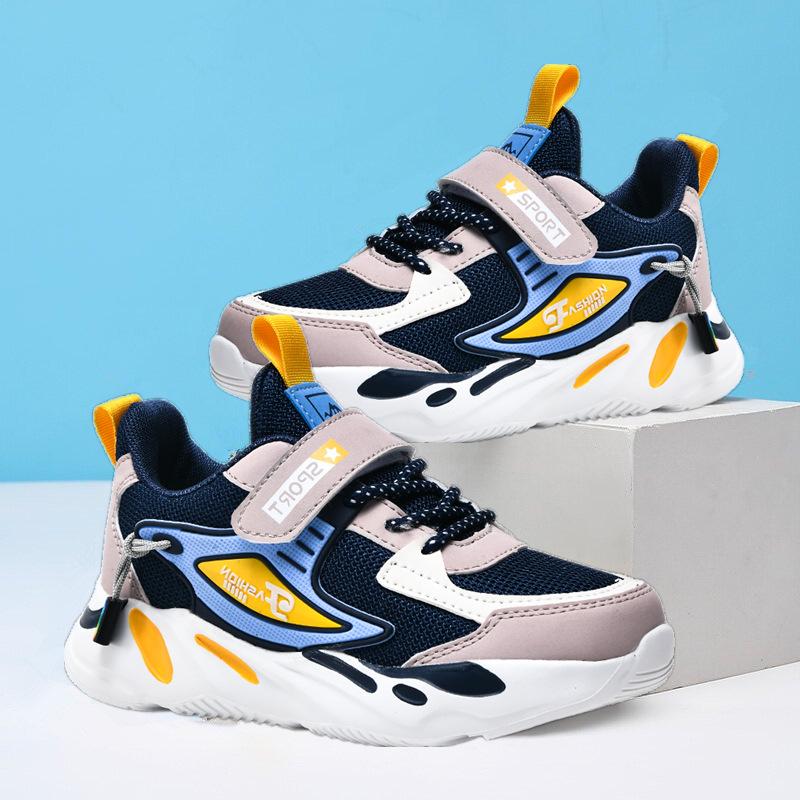 Спортивная обувь для мальчиков 2025 весна и осень новые одноклассники дышащие водонепроницаемые кроссовки для бега для детей среднего и старшего возраста студенческая кожаная обувь