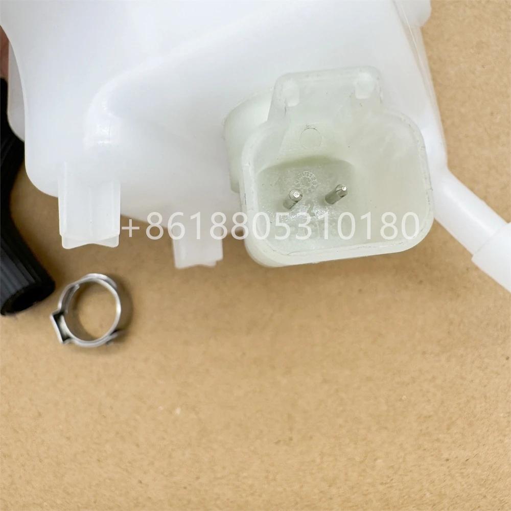 Clutch Oil Storage Tank Part No.: 2825405/2340075/1878943/1455736/2082082/2023059/1849429/2131963 Suitable for Scania ECA Mechan