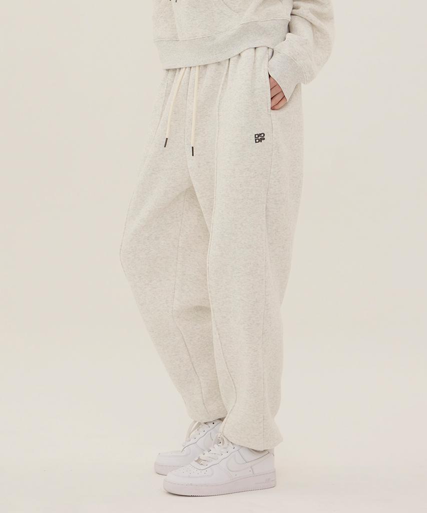 DANGLEDROP Dgdp Square Jogger Training Pants_Oatmeal