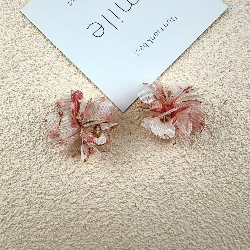 Ретро Тканевое Искусство Ручной Работы Цветочные Аксессуары: Серьги, Клипсы, Головные уборы, Украшения для одежды