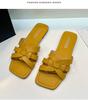 Классные тапочки женские новые плоские тапочки с одним словом женские импортные торговые тапочки большого размера с квадратной головкой карамельного цвета лето 2025