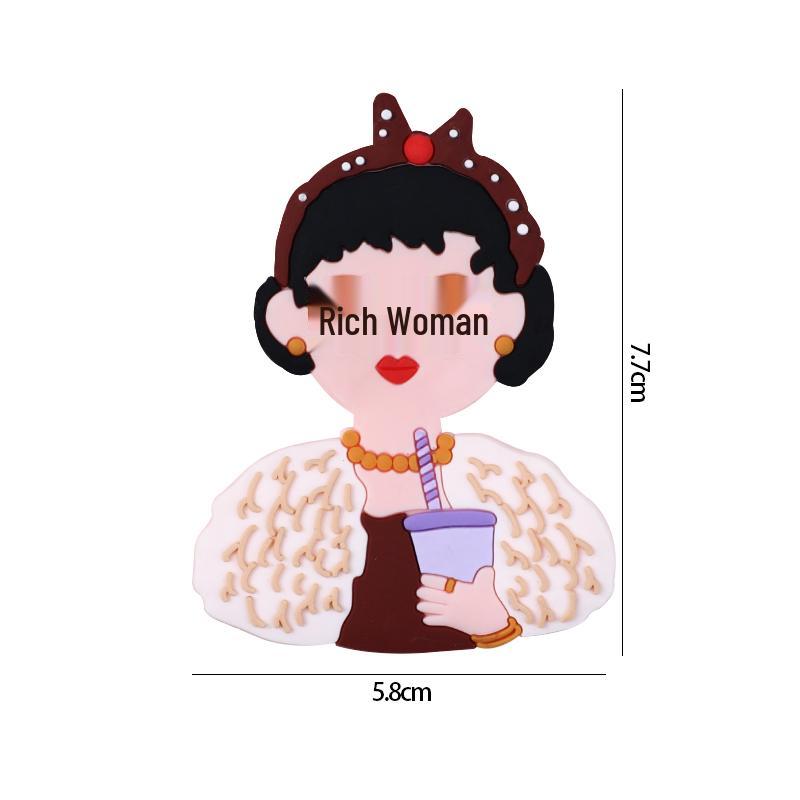 Украшение торта ко Дню матери: Милые елочные игрушки «Мама и лучшая подруга» - Утка-звезда интернета, подключаемая к розетке.