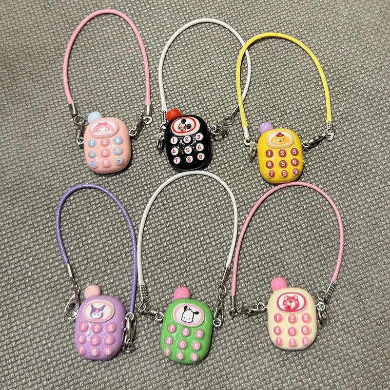 Sanrio Мини DIY Подвеска для мобильного телефона Кукольный домик Подвеска Наряжаемая Плюшевая игрушка Для кук Labubu Аксессуары для кукольного домика Подвесные аксессуары на шею для кукольного домика