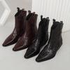 Винтажные женские ботильоны в западном стиле, сплошные, 2024, новые, с острым носком, на молнии, на низком каблуке, женские туфли, шикарные короткие ботинки, дизайн рыцаря