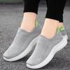 2024 Lightweight Men Casual Shoes Breathable Slip On Male Sneakers Anti-slip Men's Flats Outdoor Walking Shoes Zapatos De Hombre