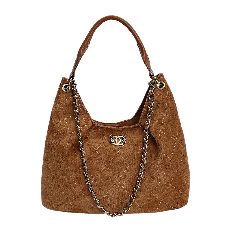 Вместительная ретро-сумка женская осенне-зимняя универсальная 2025 новая повседневная ромбовидная наплечная сумка текстурированная сумка-тоут для通勤