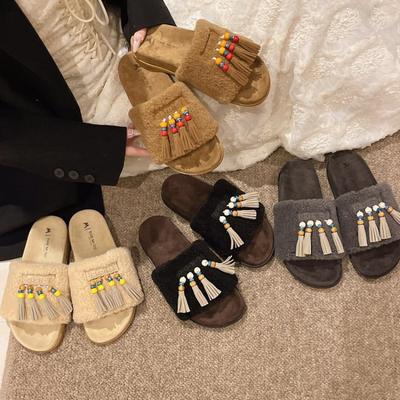 Мода Мода Дизайнерские Тапочки с Кисточками Женская Роскошная Обувь из Меха 2025 Лето Новые Ретро Женские Шлепанцы с Открытым Носком на Плоской Подошве