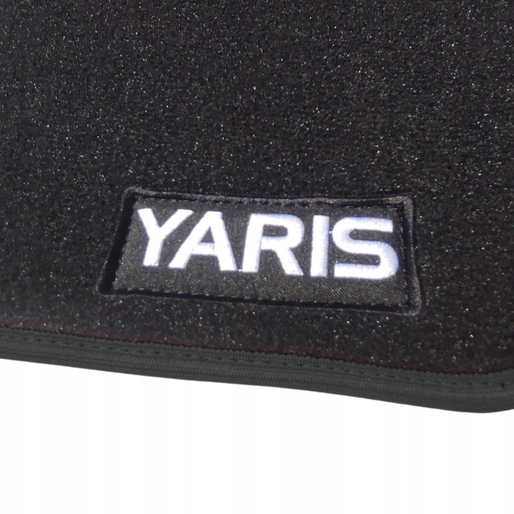 Toyota yaris 1999-2005r. 3 drzwi dywaniki welurowe wycieraczki haft b