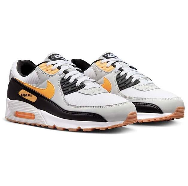 Nike Air Max 90 Sneakers