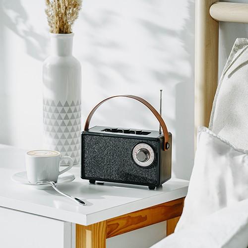 Динамик Bluetooth CR1902 FM USB-C черный