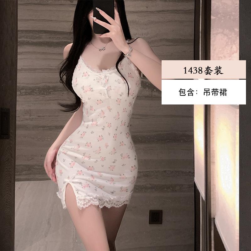Sexy halter lace seductive pajamas, strapless pads, hip-hugging skirts, romantic underwear, floral pure sleepiness skirts 1438