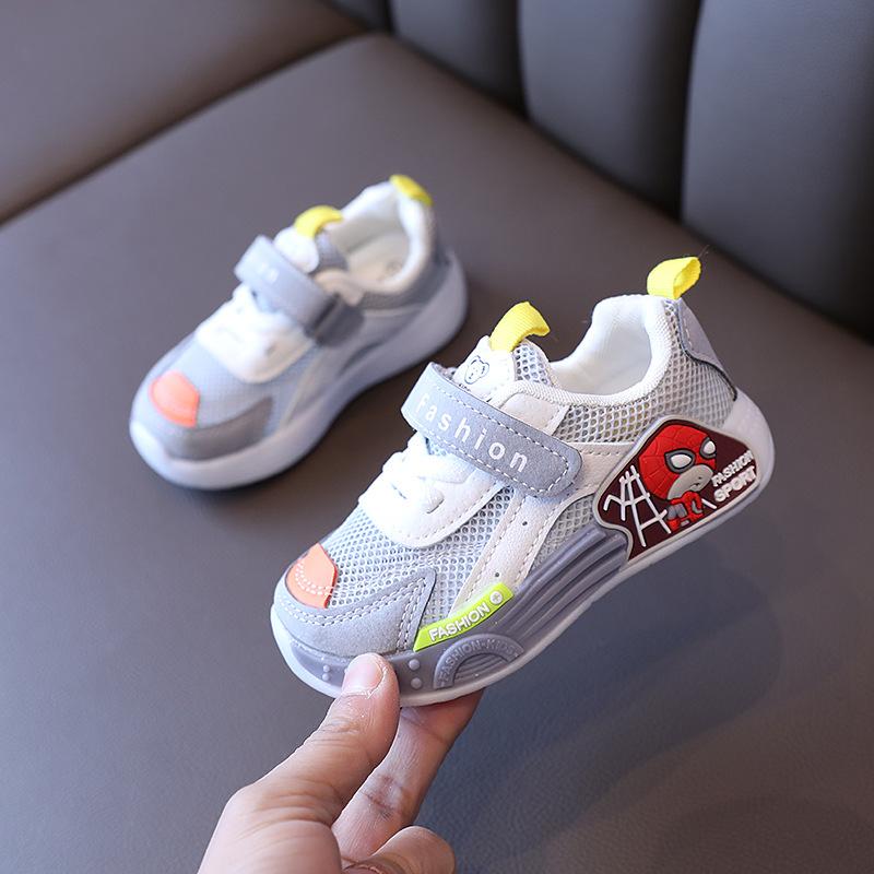 Детская обувь Весна Осень Новые туфли для девочек с мягкой подошвой и противоскользящим покрытием Сетчатые дышащие повседневные туфли с рисунком для мальчиков Спортивная обувь для тенниса