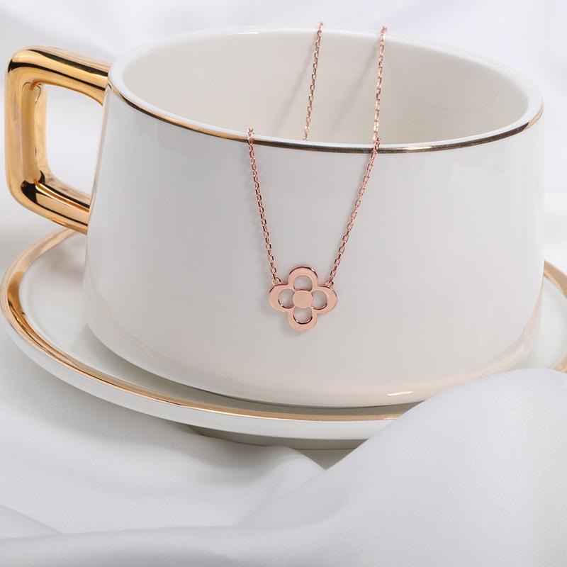 Простое ожерелье с четырьмя листочками клевера для женщин, подвеска в виде счастливой травы, цепочка на ключицу, универсальная