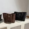 High-end Women's Large Capacity Bag New Style Simple Commuting Shoulder Bag Fashionable and Versatile Underarm Tote Bag