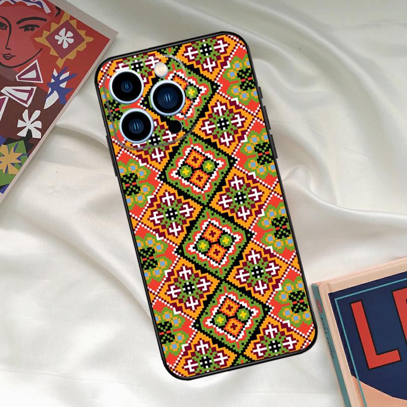 Ukrainian Embroidery Pattern Phone Case For iPhone 16 15 14 13 12 11 17 Pro Max 15 16 Plus 12 Mini 16e 17 Air Funda Cover