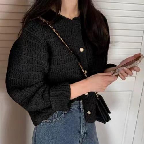 Autumn and winter retro small fragrant wind round neck texture design loose long-sleeved short knitted sweater cardigan