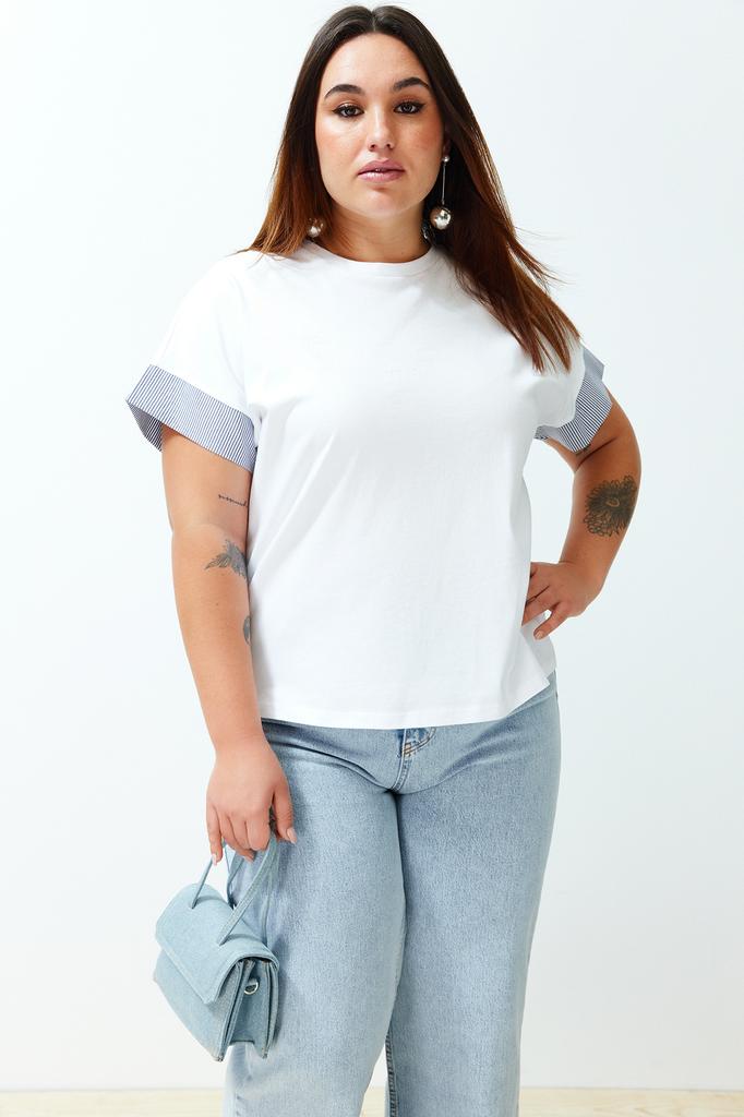 Women's Style Plus Size Oversized Knitted T-Shirt with White Stripe Fabric Detail