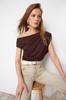 Women's Fashion New Blouse Brown Regular Normal Fit Asymmetric Collar Zero Sleeve Flexible Knitted Blouse