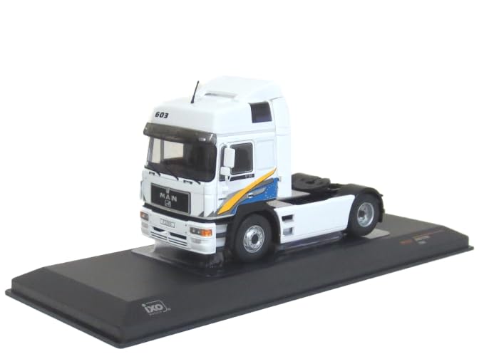 Ixo Модель F2000 94 Белая масштабная модель TR174 B-MAN 19.463 1/43