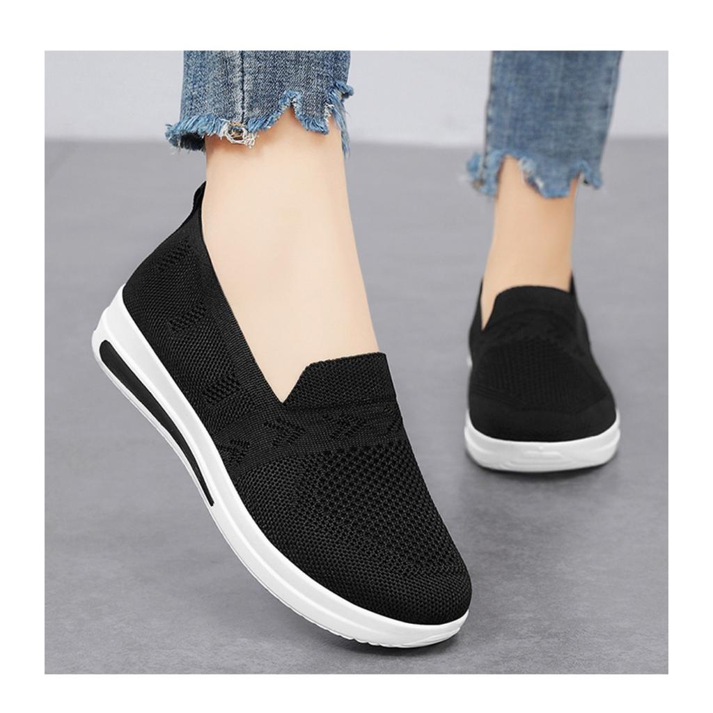 Shoes Women's Spring Flying Weave Breathable Casual Shoes, One Stirrup Shoes, Lightweight Walking Shoes Solid Colour Hundred Single Shoes