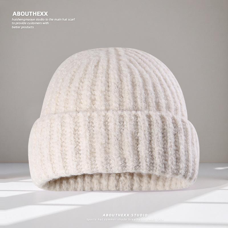 Autumn and winter wool hat women's solid color simple knitted hat student couple face small pullover hat men's outdoor melon fur hat