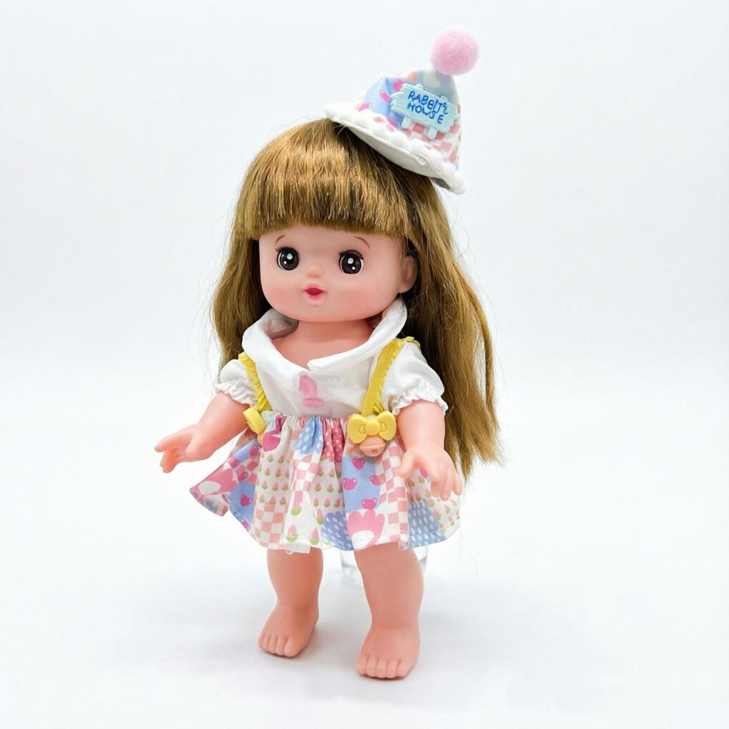 Набор одежды и шляпки для куклы Milu Little Beauty