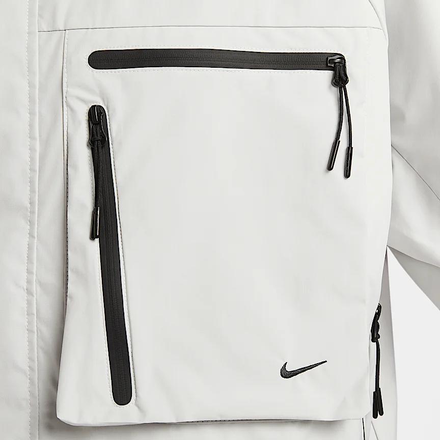 Nike Мужская спортивная куртка Tech Super-Lightweight Storm-FIT Summit White HJ2945-121