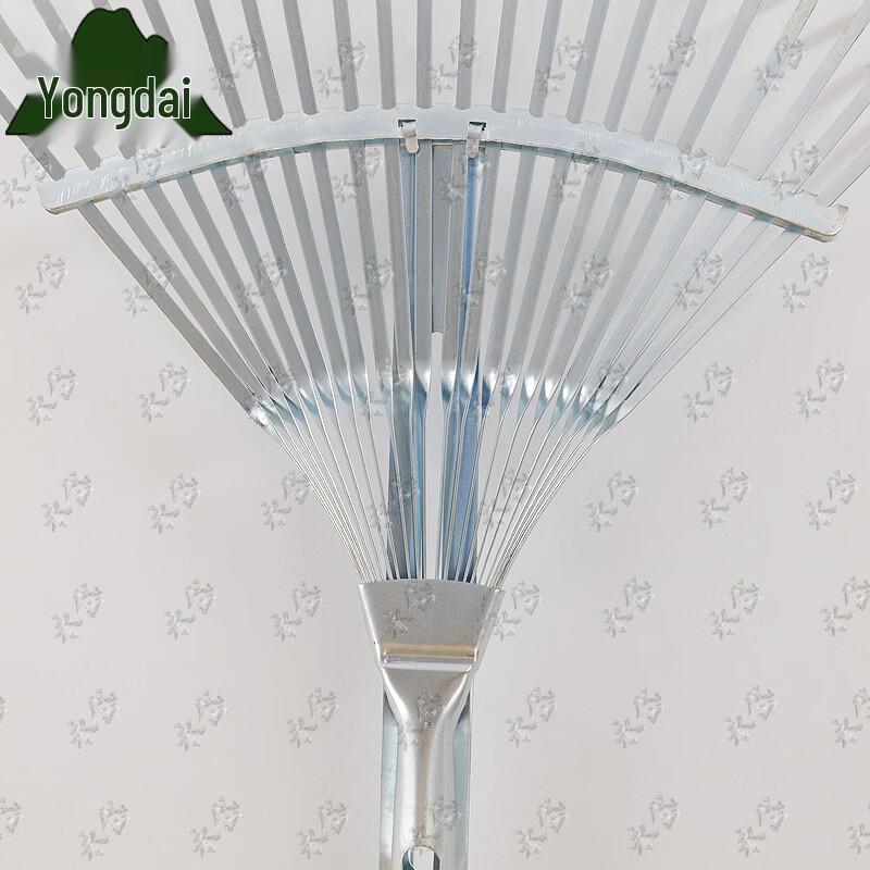 Yongdai 22-Tooth Extendable Steel Garden Rake