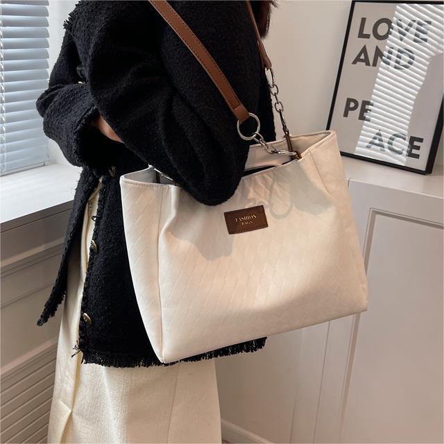 Сумка Premium Sense большой вместимости Женская сумка Контрастные цвета Простая и универсальная Сумка через плечо Сумка-тоут для поездок на работу