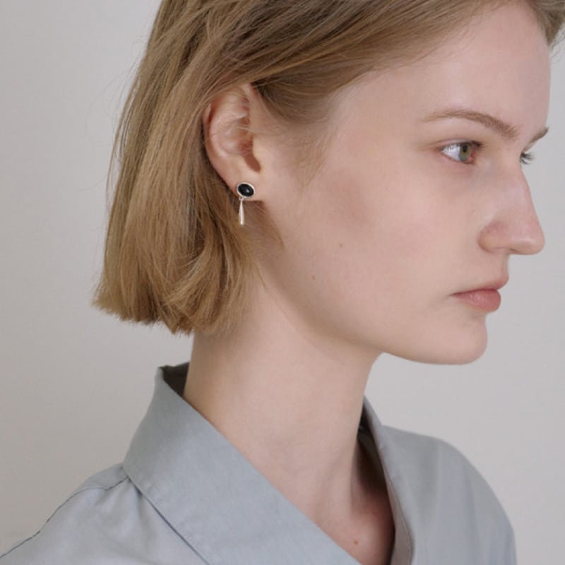 ovbeige [VEI] 925silver DROP BAR STONE EARRINGS _ONYX