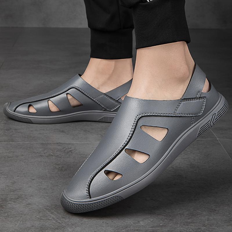 2024 Man Lightweight Sandals Summer Breathable Outdoor Sandals Convenient Slip On Beach Shoes Comfortable Leather Walking Shoes