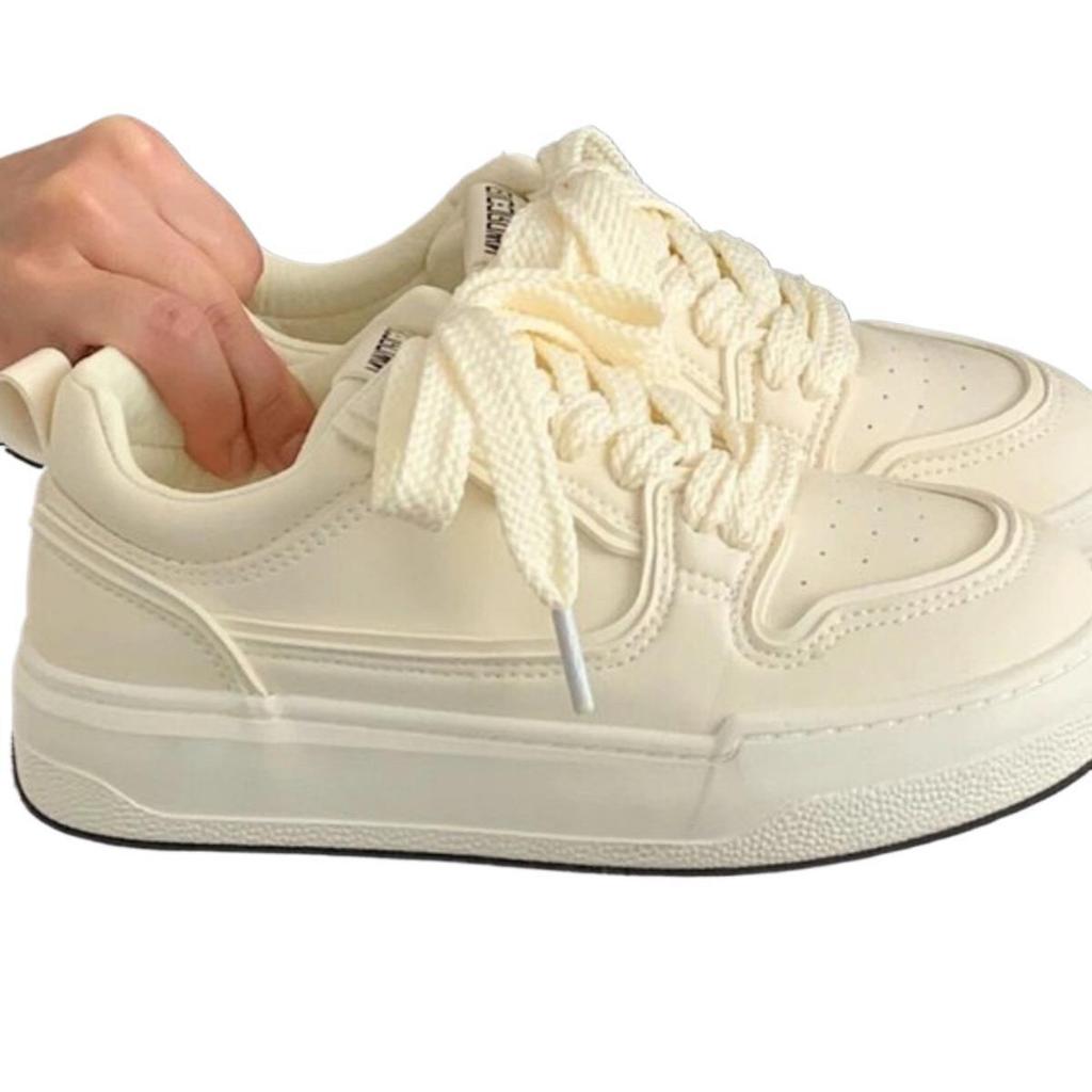 Маленькие белые туфли женские туфли корейские с юбкой 2025 новые весенние туфли детские ins тренд нишевые универсальные кеды