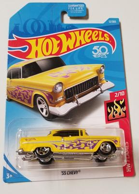 Hot Wheels 2018 50-я годовщина HW Flames Chevy Yellow '55 12/365,