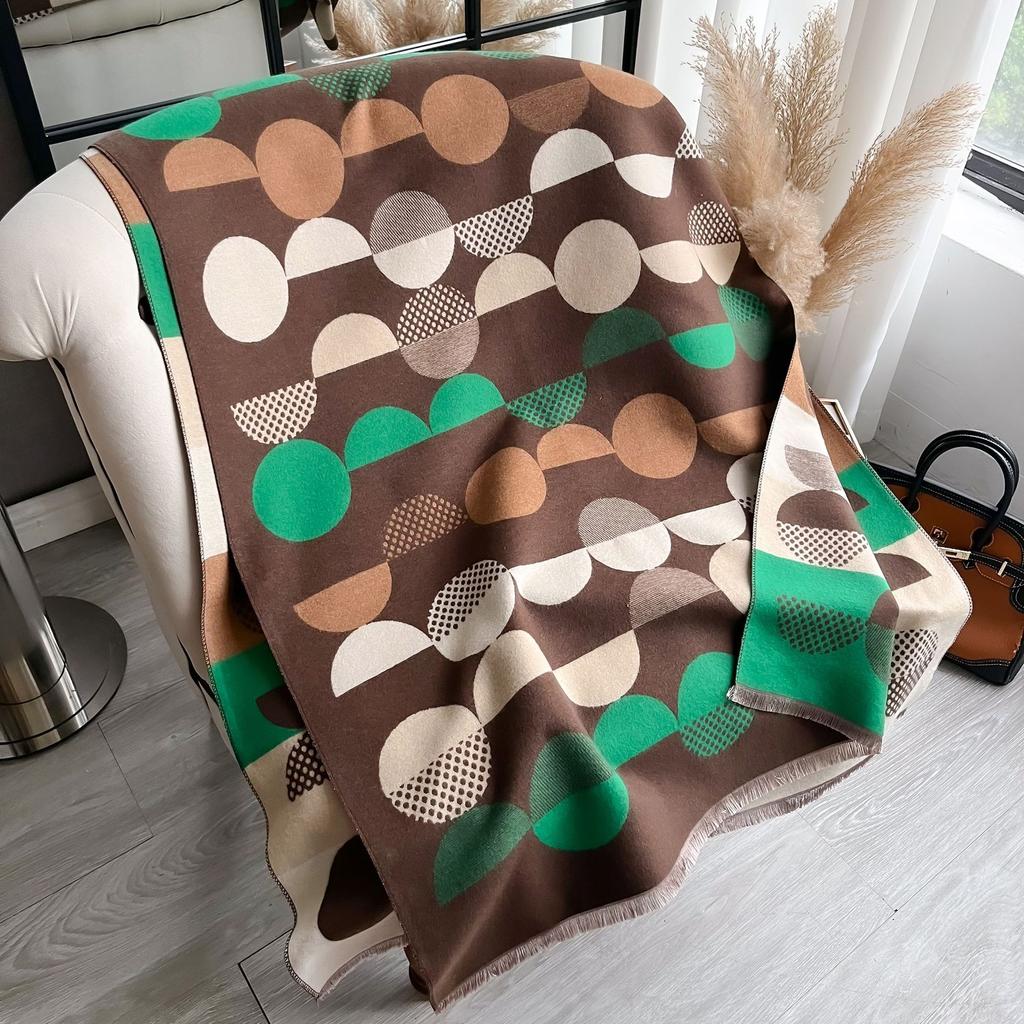 Warm Jacquard Short Beard Tassel Scarf Ladies Polka Dot Reversible Air-Conditioning Shawl Scarf