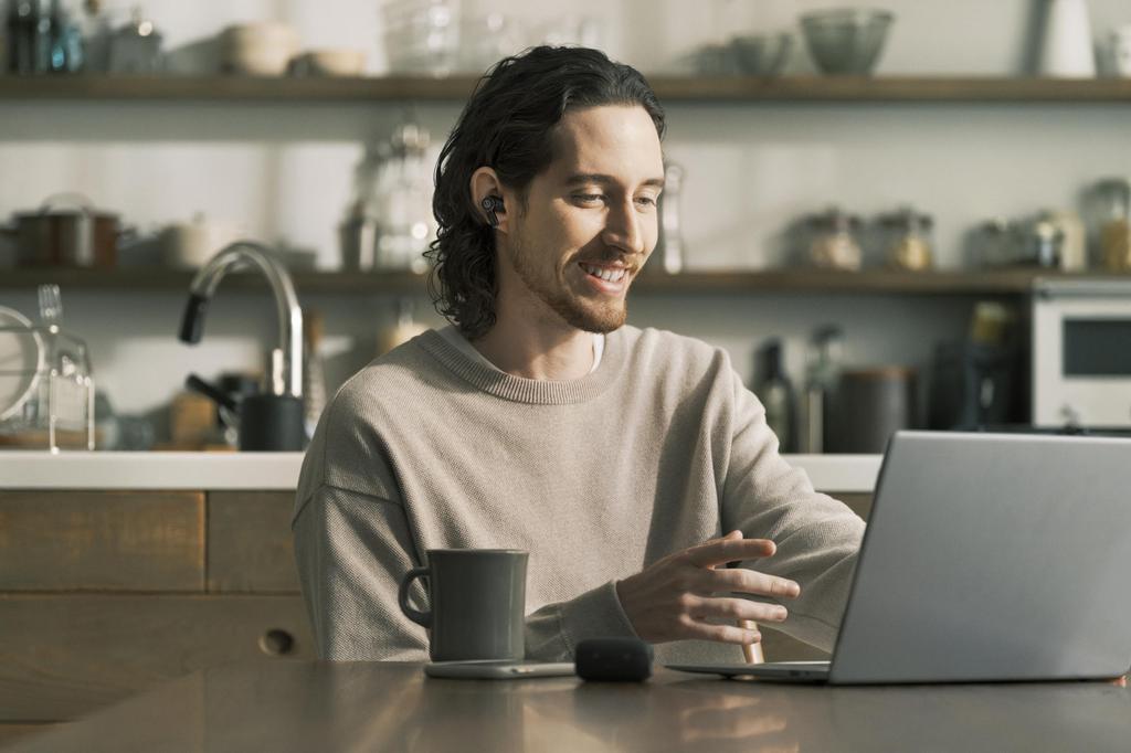 Беспроводные наушники Bluetooth с шумоподавлением До 20 часов воспроизведения Улучшенное качество звонков Совместимое шумоподавление Режим малой задержки LDAC