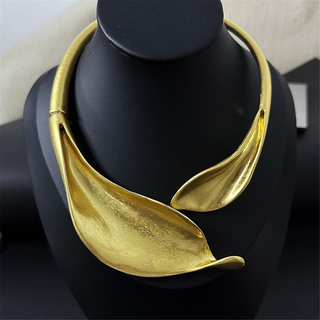 Tooxika Летнее Новое Нишевое Персонализированное Золотое Ожерелье-Воротник с Листьями и Цветами, Преувеличенное Фанковое Ожерелье Открытого Типа с Высоким Чувством