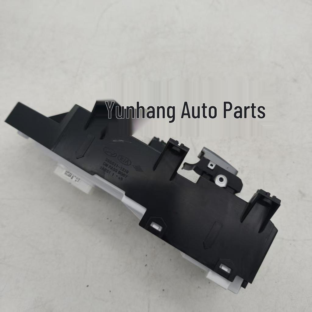 Hyundai Santa Fe Power Window Switch (13-16) 93575-2W020