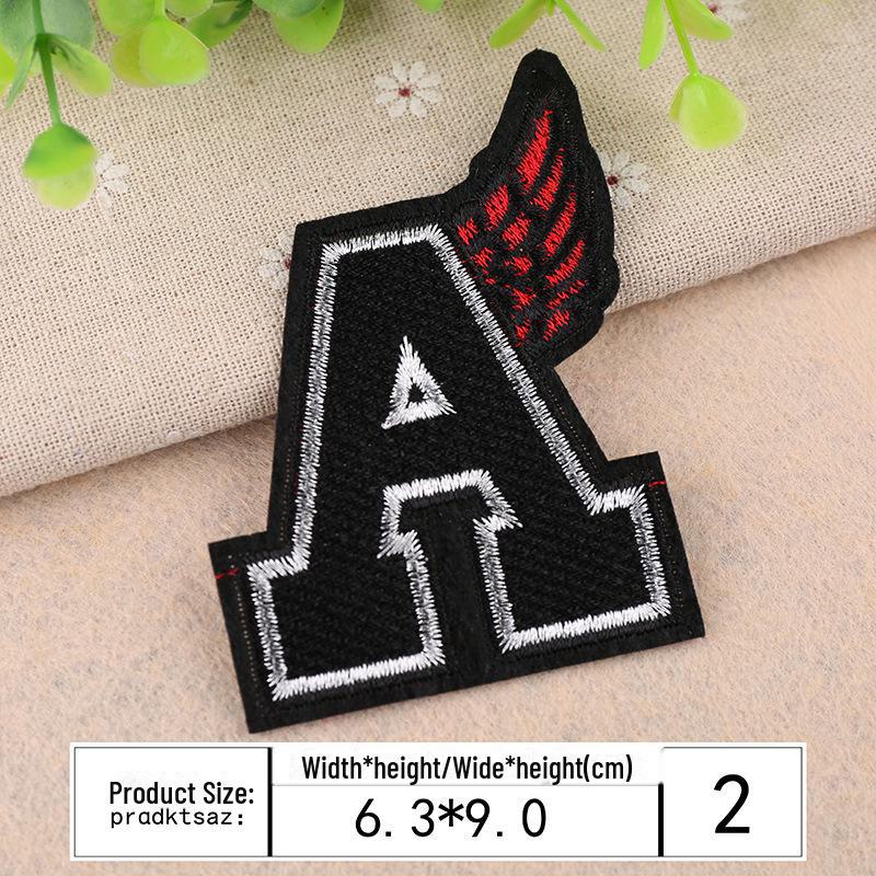 Модная вышитая нашивка «Золотая корона» Yixiu