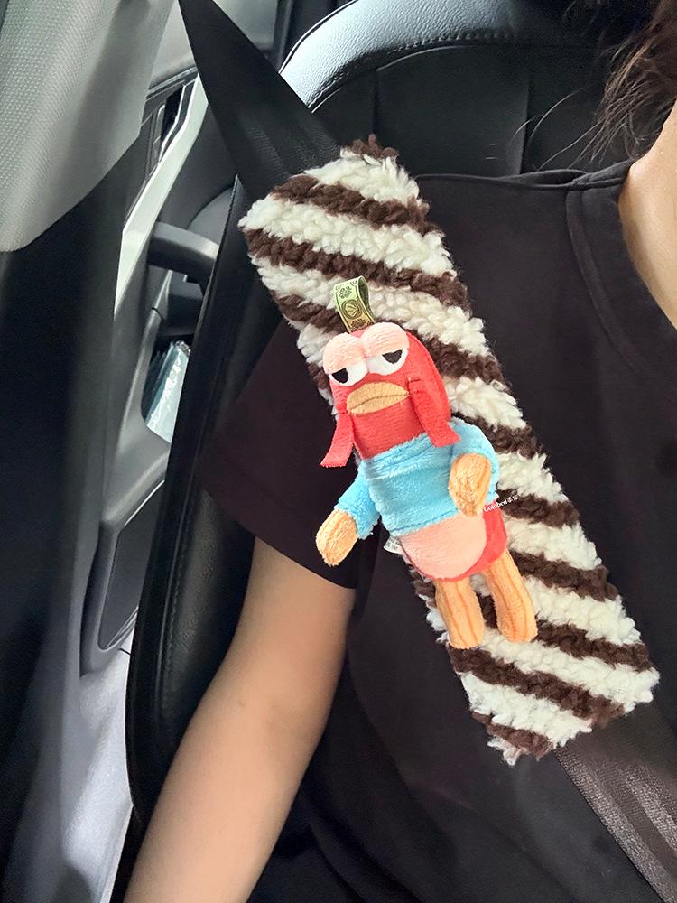 Плюшевая накладка на ремень безопасности Губка Боб: Защита от натирания шеи и плеч