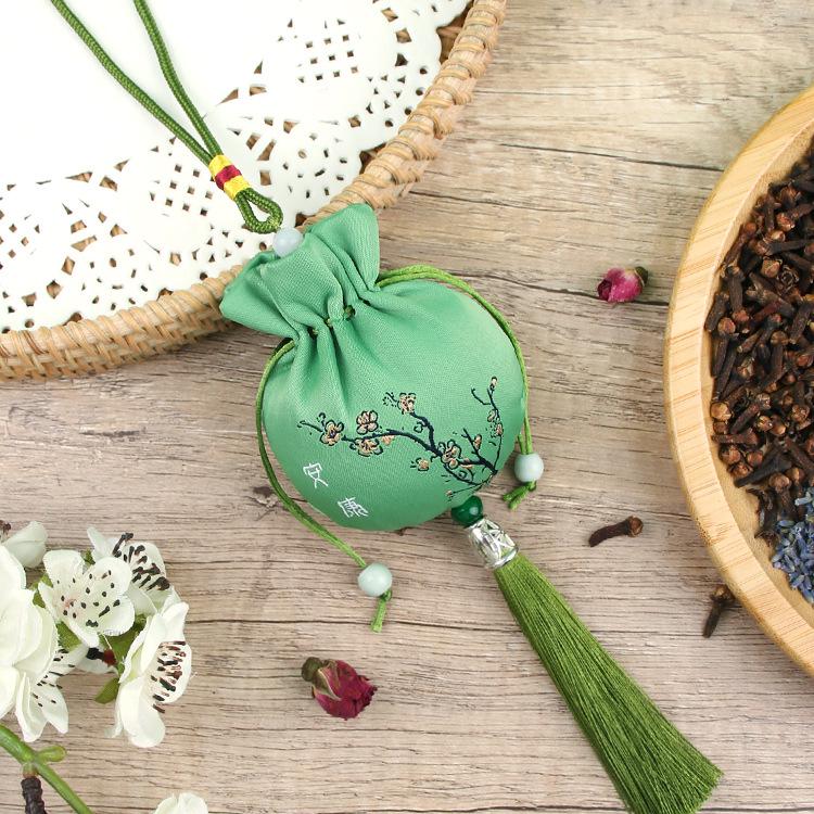 Embroidered Lavender Sachet: Dragon Boat Festival Car Pendant, Mosquito Repellent for Babies and Kids